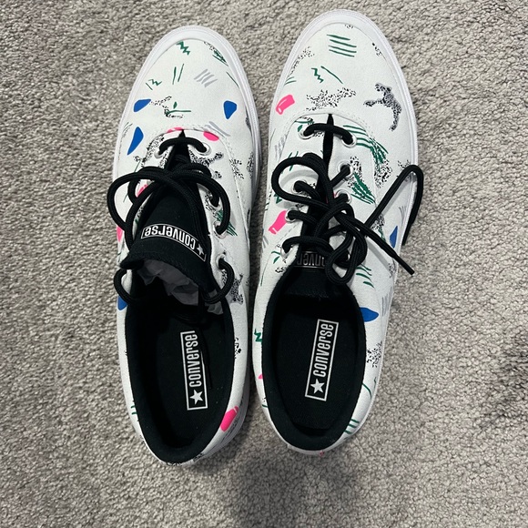 Converse - new without box - Picture 3 of 4